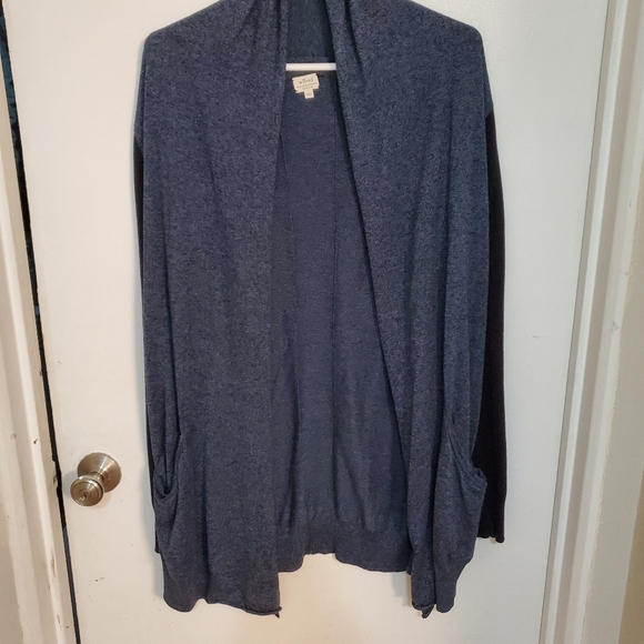 Aritzia Wilfred Flaubert Blue and Black - Picture 11 of 11